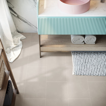 Detail van een moderne badkamer met een elegante marmerlook PVC-vloer van Commando Vloeren, ideaal voor een luxueuze en onderhoudsvriendelijke badkamerinrichting.